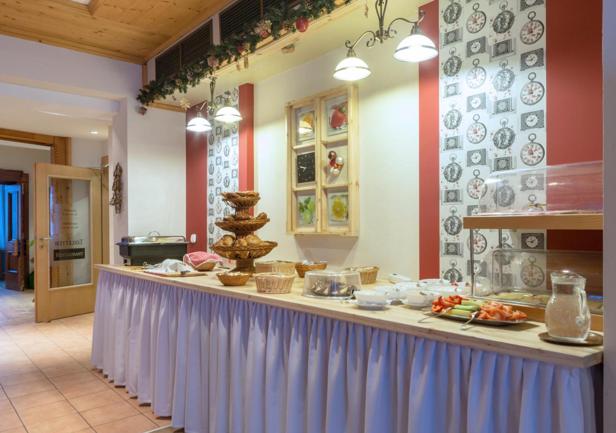 Hotel Aquamarin Bad Mitterndorf Ngoại thất bức ảnh
